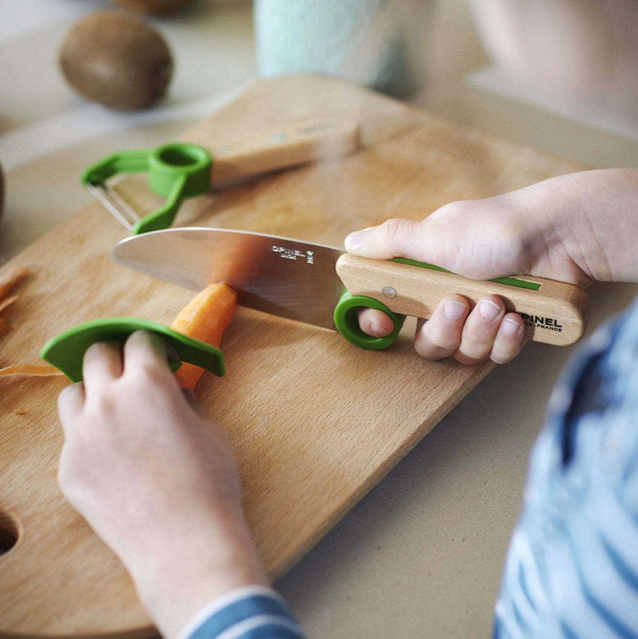 Opinel small chef knife and peeler set