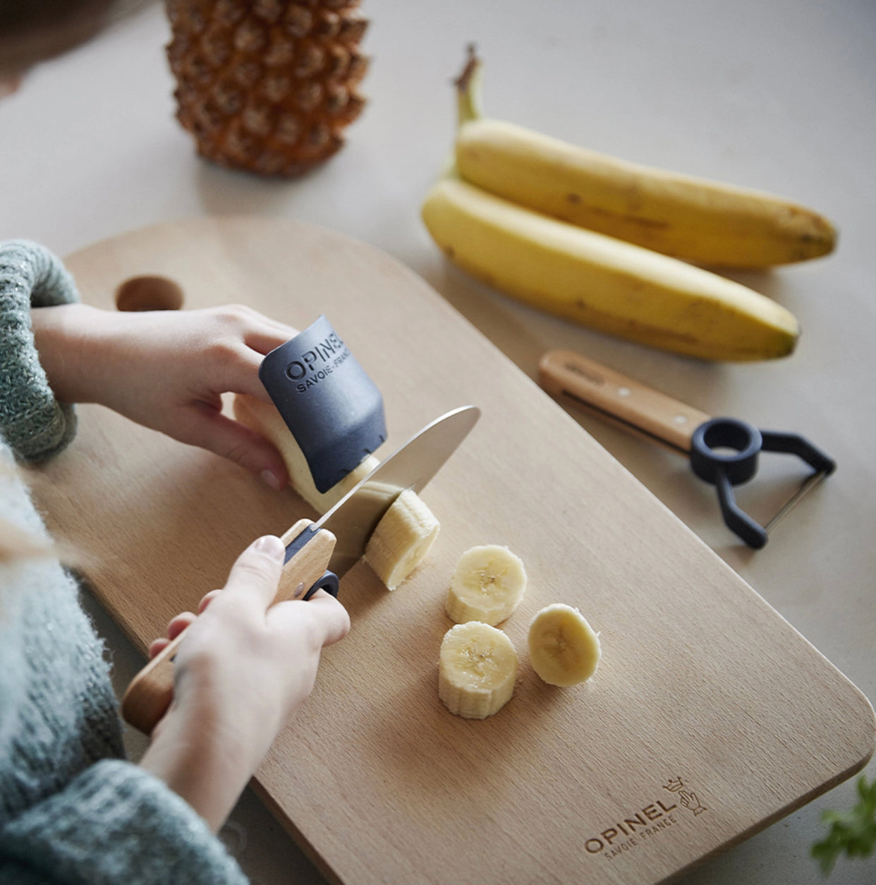 Opinel small chef knife and peeler set