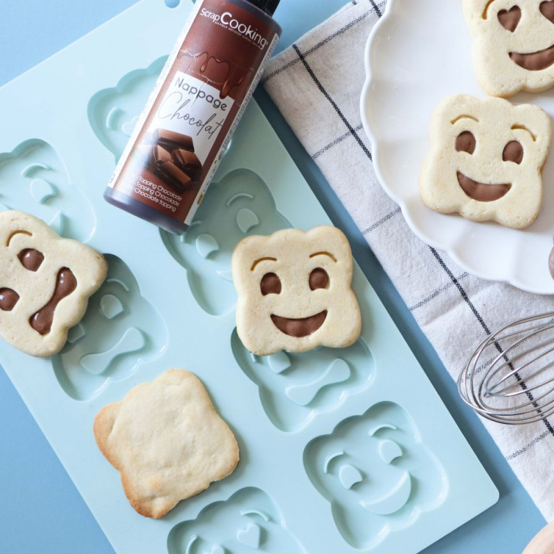 Silicone Smile Mould | Biscuits & Chocolates