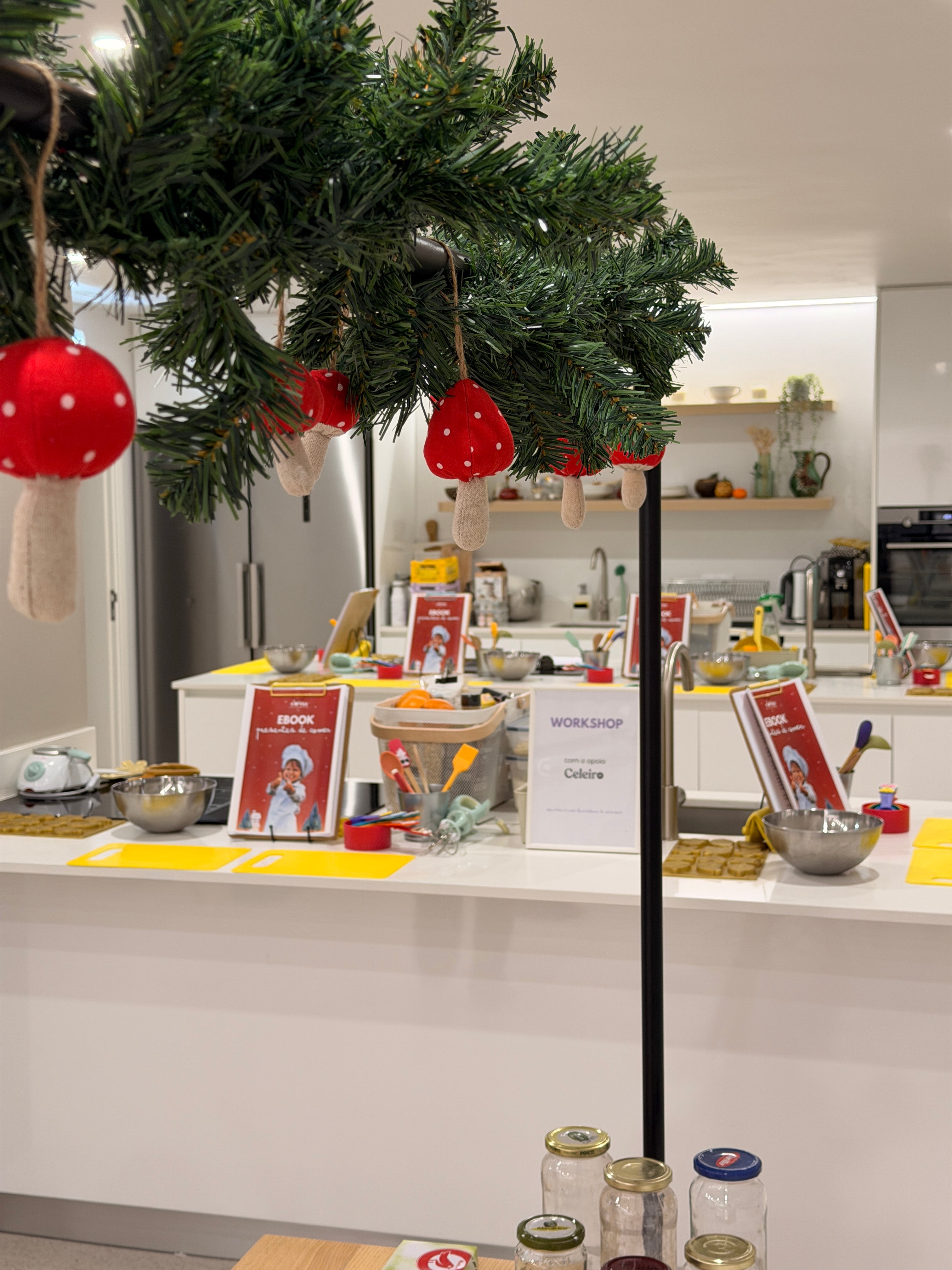 Cozinha Kidchen nas Laranjeiras, Lisboa, decorada para o Christmas Camp