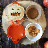 Pie mold: pumpkin