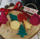Christmas cookie cutters with ejectors
