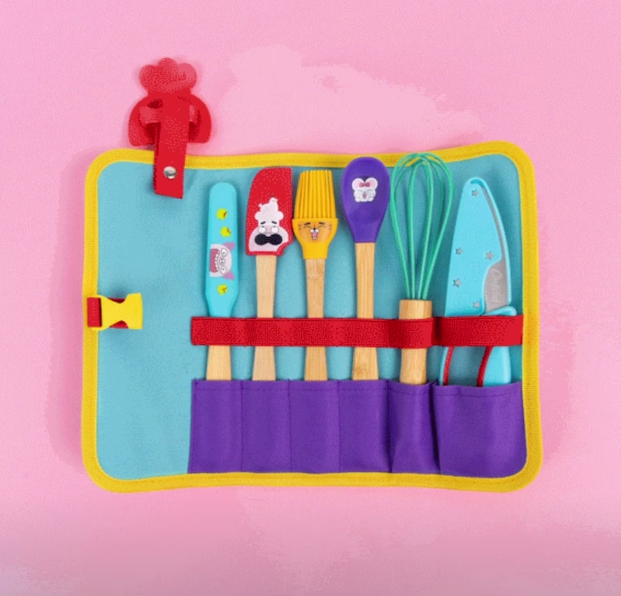 Conjunto estojo e utensílios