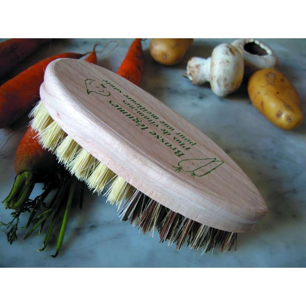 Escova para legumes em madeira certificada FSC®